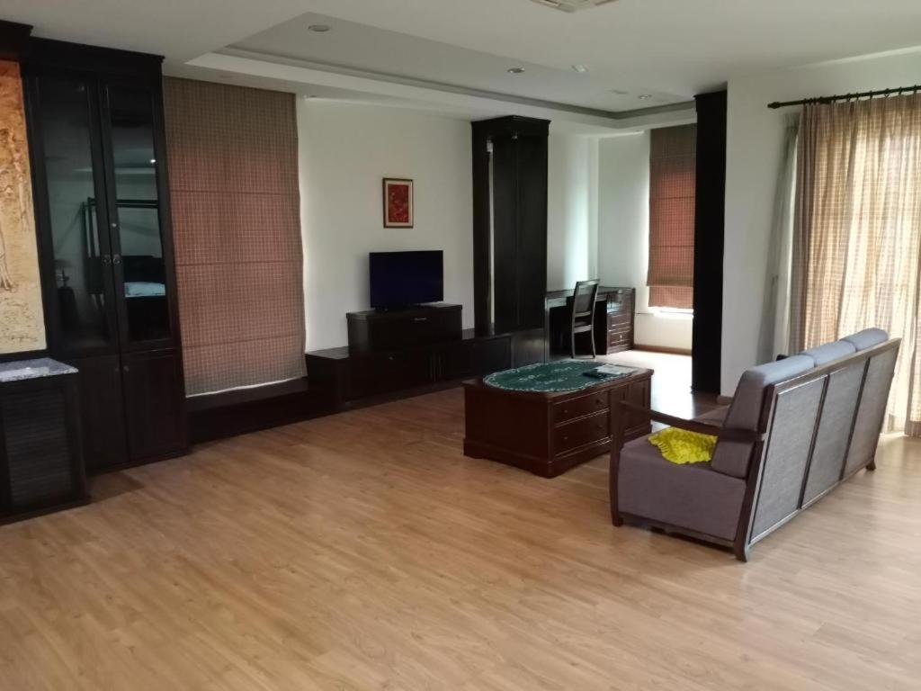 Capital O 90653 Maxwell Inn Boutique Hotel Taiping Exterior foto